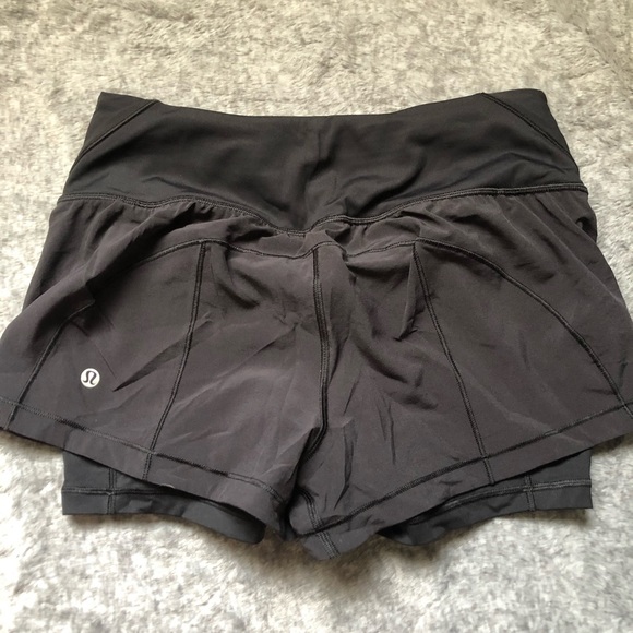 Lululemon Break Free Short - Picture 2 of 4
